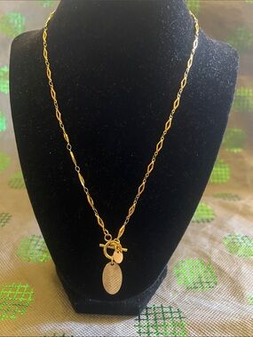 Plunder Gold Tone Oval Pendant Toggle Necklace - Gold